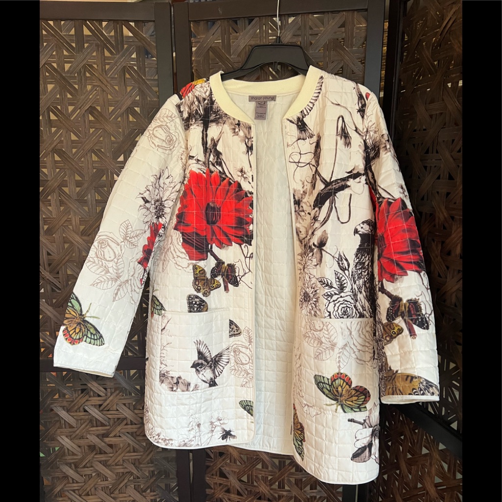 Sharon Young Light Quilted 3/4 Zip Up Topper.